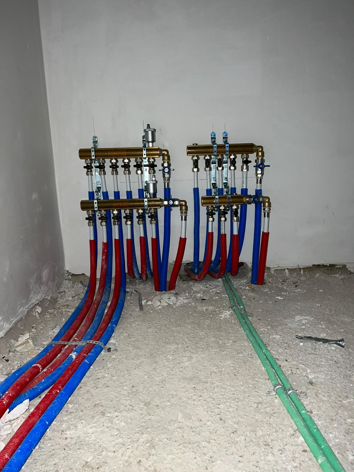 Collecteurs de plancher chauffant installés